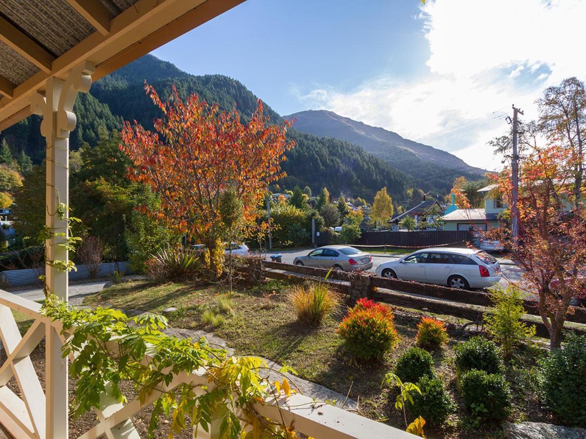 Central Peach - Queenstown Holiday Home Exterior photo